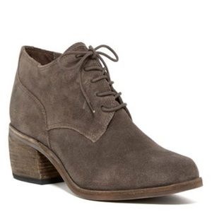 Vince Camuto Lanaia Booties